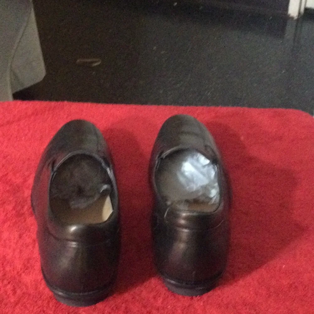 Men's Black Slip-On Dress Shoes